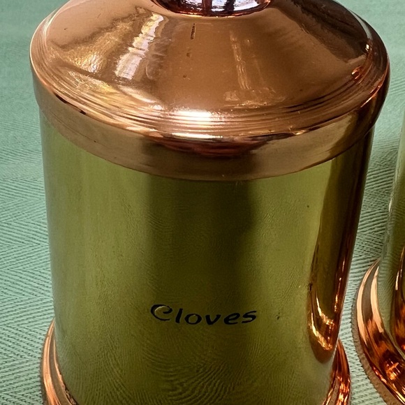 Set of four spice jars - Picture 5 of 8